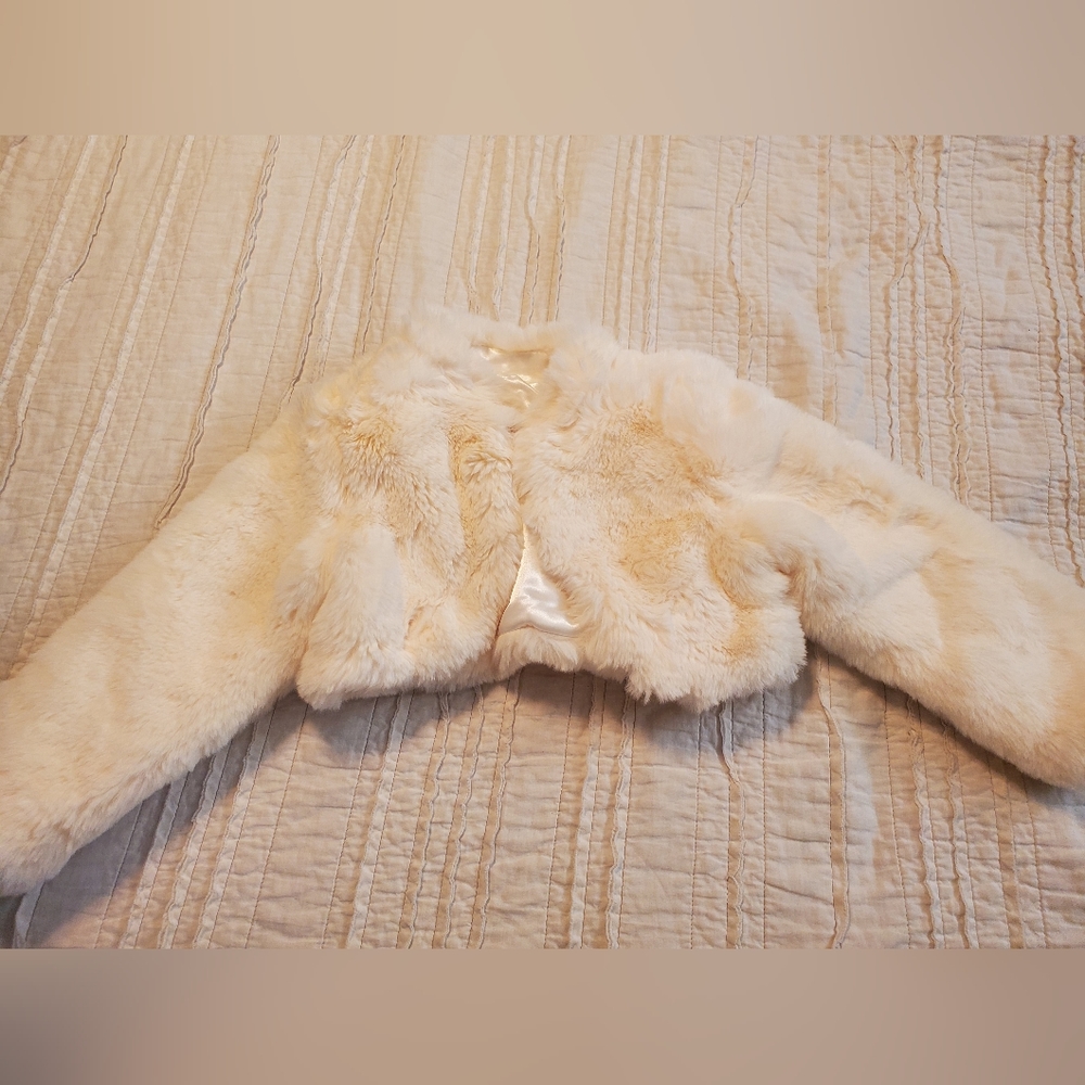 Girls faux fur jacket shaw